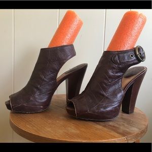 FRYE sling back heels. Size 10